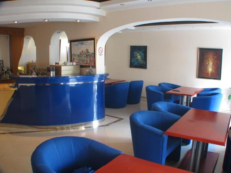 Apartmani Mirenza Budva Buitenkant foto